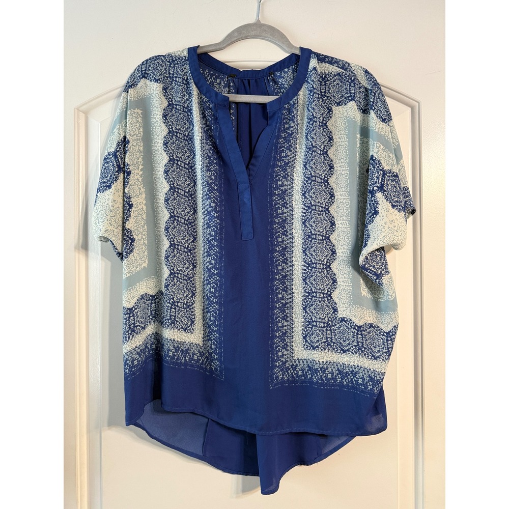 Blue Blouse XL V-Neck High-Low Tile Print Mediterranean Boho Chic Resort Wear